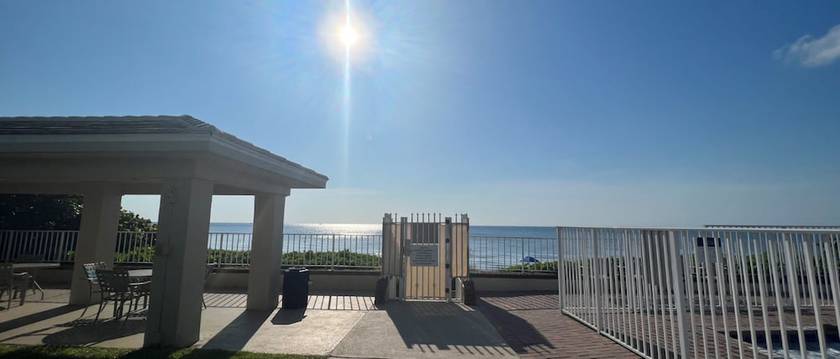 Imagen de los exteriores del Hotel Gulfstream Manor. Foto 10