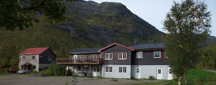 Imagen general del Hotel Gullesfjord Camping. Foto 2