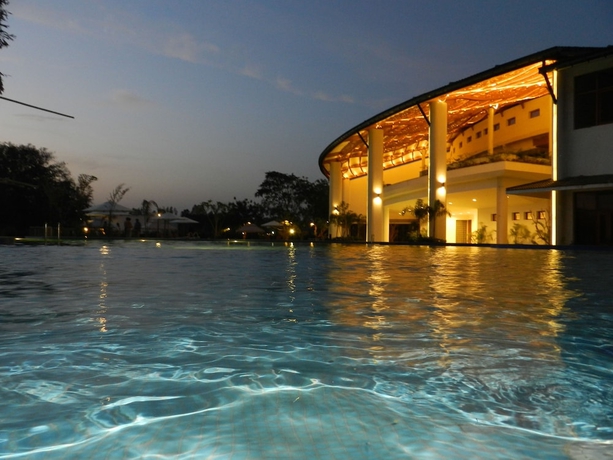 Imagen general del Hotel Gulmohar Greens - Golf and Country Club. Foto 1