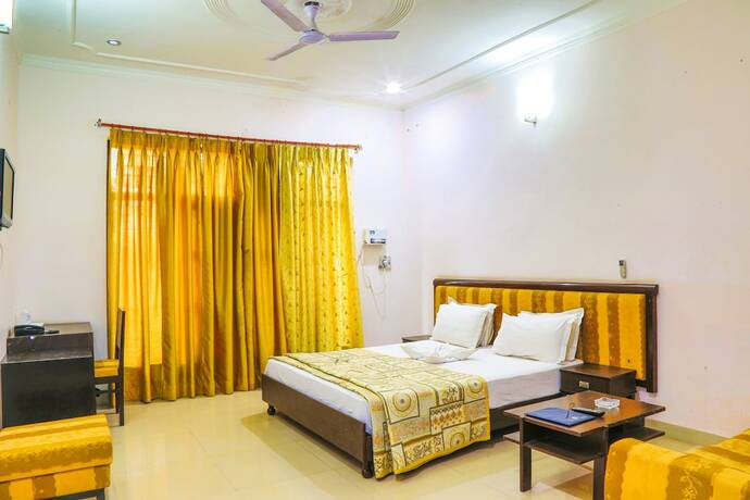 Imagen de la habitación del Hotel Gulmohar Sariska Resort. Foto 15