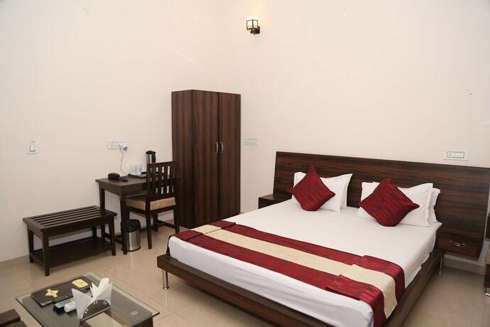 Imagen general del Hotel Gulmohar Sariska Resort. Foto 5