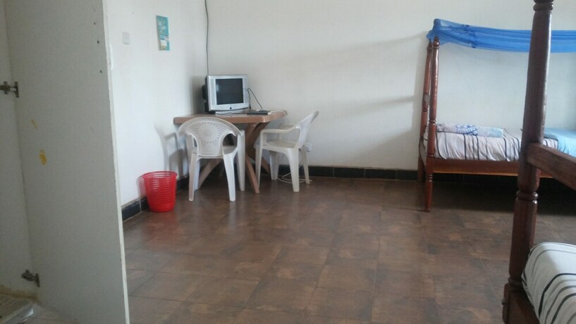 Imagen de la habitación del Hotel Gulu Crystal. Foto 18