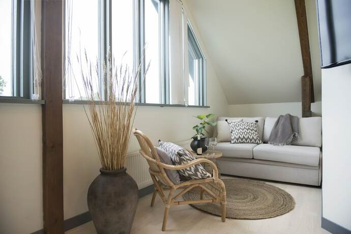 Imagen de la habitación del Hotel Gumbalde Resort. Foto 15