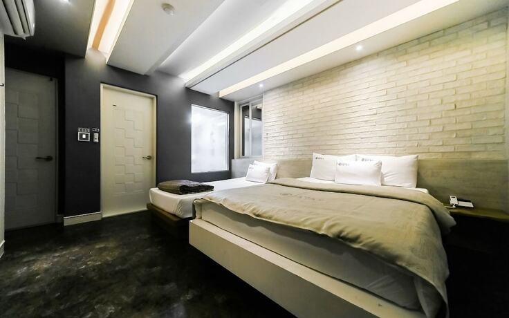 Imagen de la habitación del Hotel Gumi 2stay. Foto 13