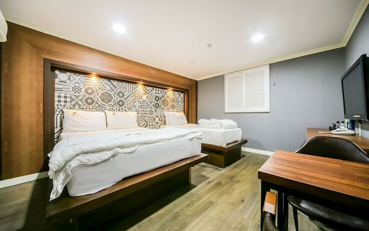 Imagen de la habitación del Hotel Gumi Bonggokdong Cello. Foto 17