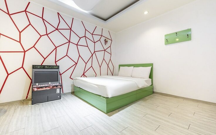 Imagen de la habitación del Hotel Gumi Bonggok-dong Jjak. Foto 11