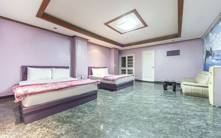 Imagen de la habitación del Hotel Gumi Bonggok-dong Jjak. Foto 17
