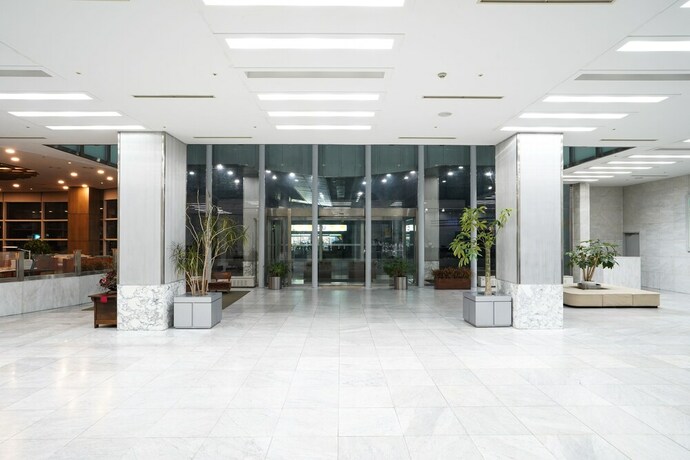 Imagen de los interiores del Hotel Gumi Century. Foto 37