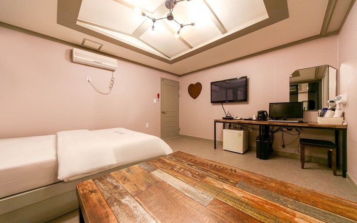 Imagen de la habitación del Hotel Gumi Geumosan Pink Rose. Foto 15