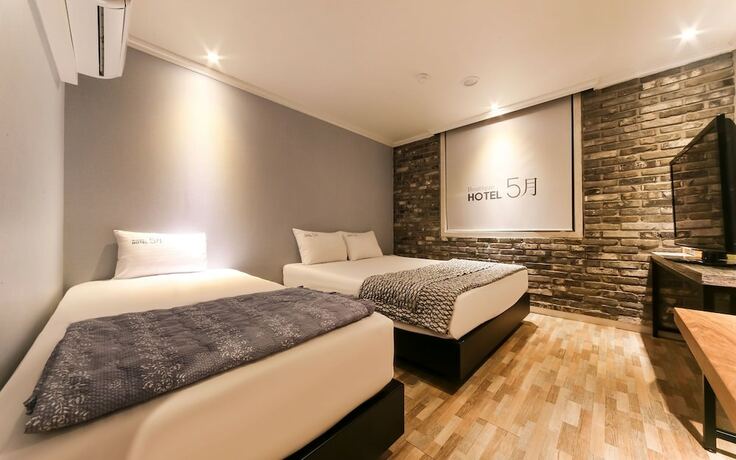 Imagen de la habitación del Hotel Gumi Hyeonggokdong 5wol. Foto 15