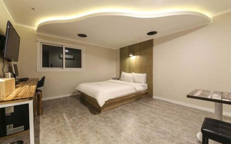 Imagen de la habitación del Hotel Gumi Indong 7 Plus. Foto 13