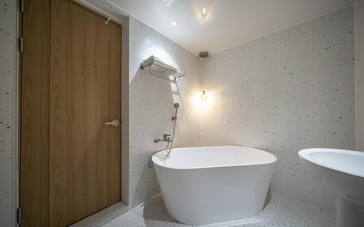 Imagen general del Hotel Gumi Indong Casa Lucido. Foto 3