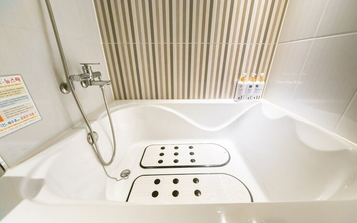Imagen general del Hotel Gumi Indong GM. Foto 18