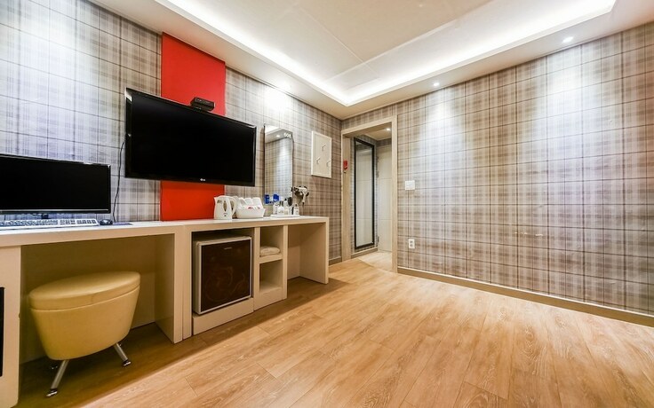 Imagen de la habitación del Hotel Gumi Indong Zaza. Foto 11