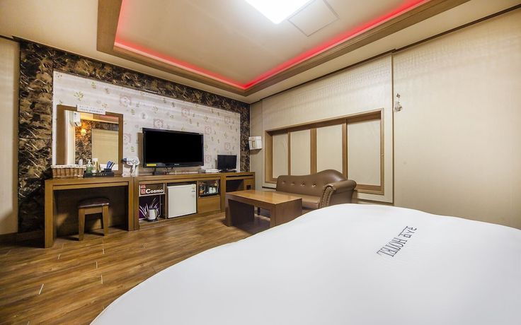 Imagen de la habitación del Hotel Gumi Okgye Cosmo. Foto 13