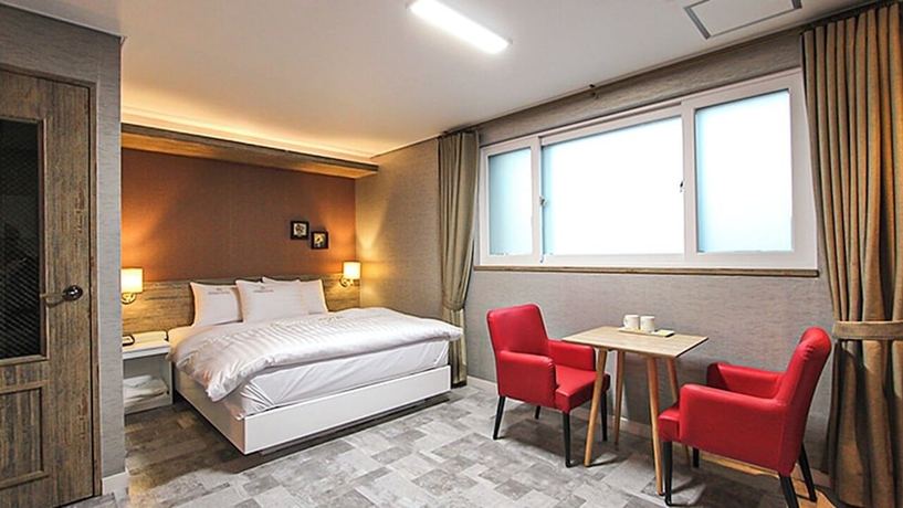 Imagen de la habitación del Hotel Gumi Prime. Foto 10
