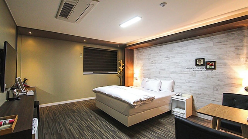Imagen de la habitación del Hotel Gumi Prime. Foto 12