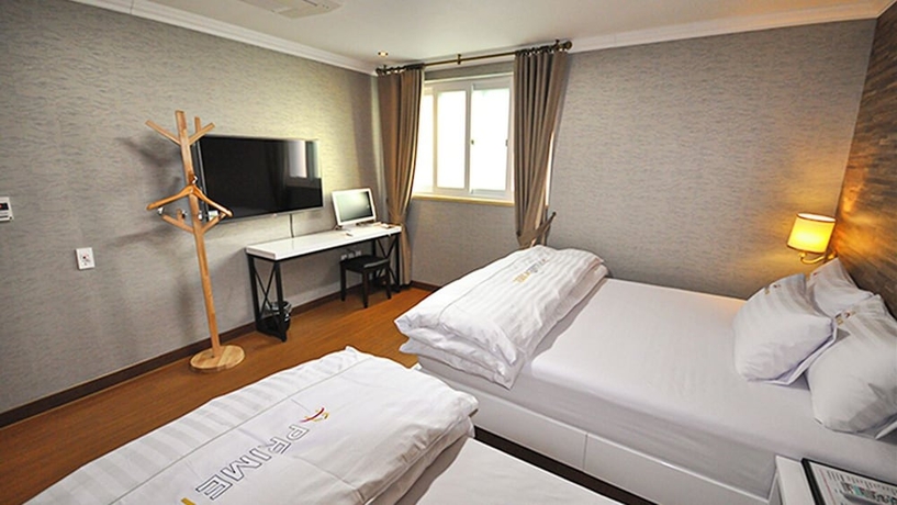 Imagen de la habitación del Hotel Gumi Prime. Foto 15