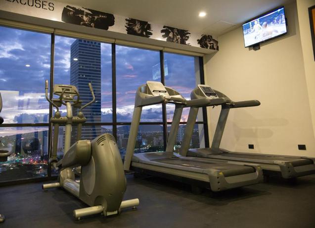 Imagen de los interiores del Hotel Gumont Guadalajara L&oacute;pez Mateos - Minerva. Foto 8