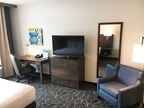 Imagen de la habitación del Hotel Gundersen and Suites. Foto 2