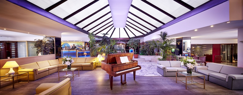 Imagen de los interiores del Hotel Gunes Merter. Foto 14