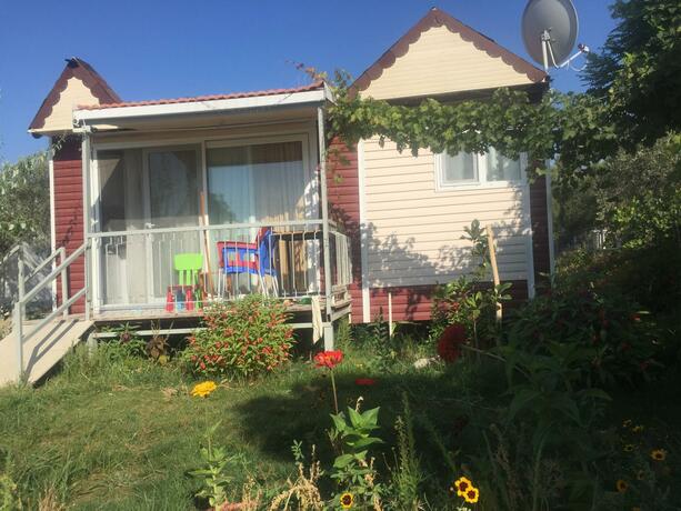 Imagen general del Hotel Gunes tatil k&ouml;y&uuml;. Foto 28