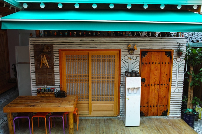 Imagen de los interiores del Hotel Gung Guesthouse. Foto 16