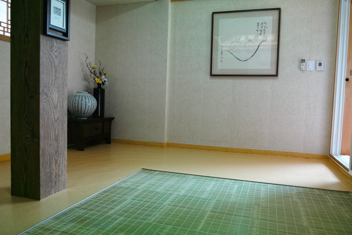 Imagen de la habitación del Hotel Gung Guesthouse. Foto 9