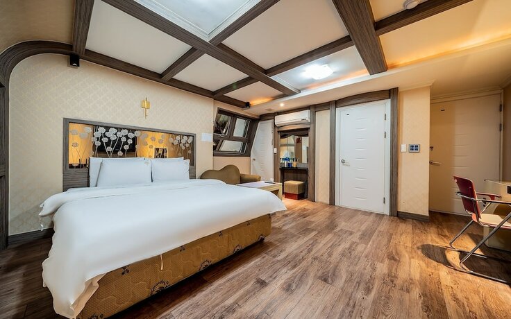 Imagen general del Hotel Gunpo Ritz. Foto 3