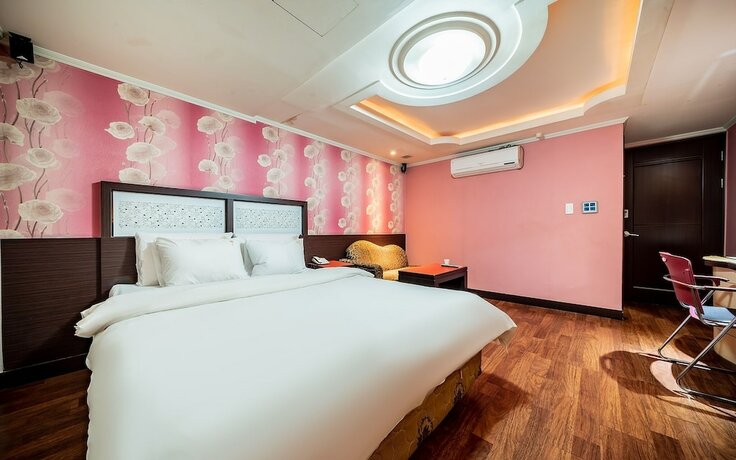 Imagen general del Hotel Gunpo Ritz. Foto 5