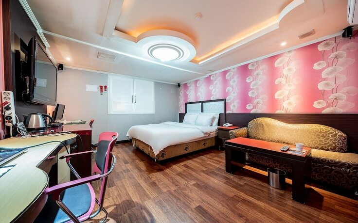 Imagen de la habitación del Hotel Gunpo Ritz. Foto 18