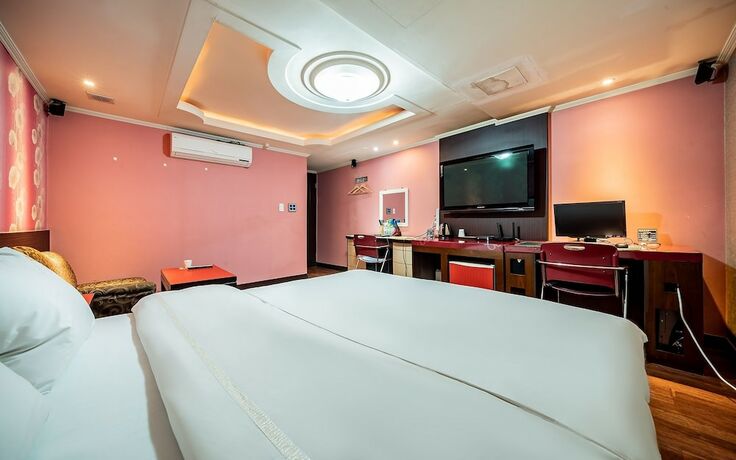 Imagen general del Hotel Gunpo Ritz. Foto 6