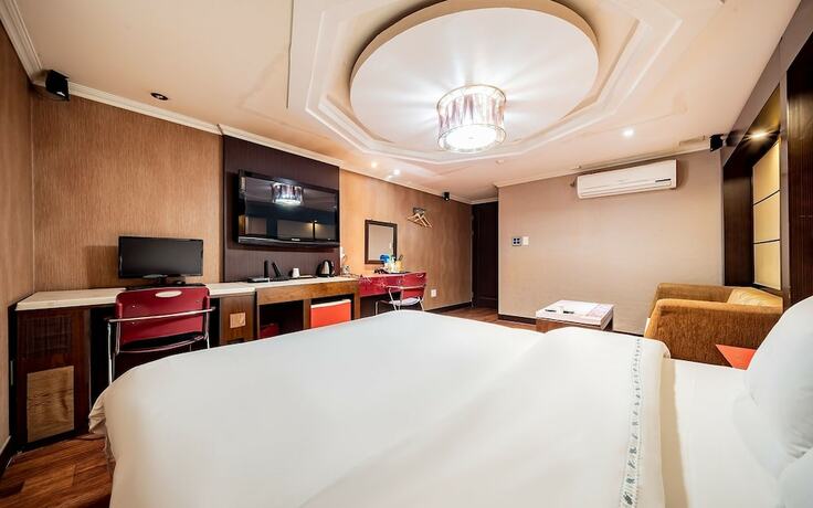 Imagen general del Hotel Gunpo Ritz. Foto 7