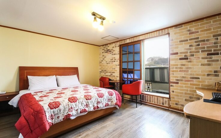 Imagen de la habitación del Hotel Gunsan El Dorado. Foto 5