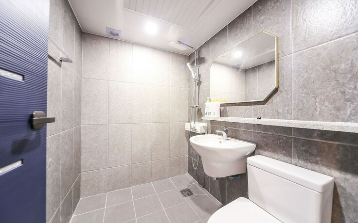 Imagen general del Hotel Gunsan H. Foto 1