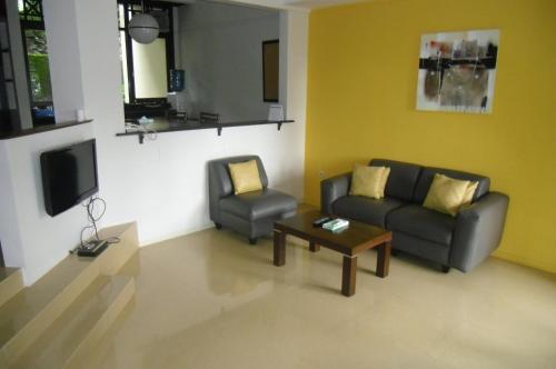 Imagen general del Hotel Gunung Geulis Cottages managed by Royal Tulip. Foto 2