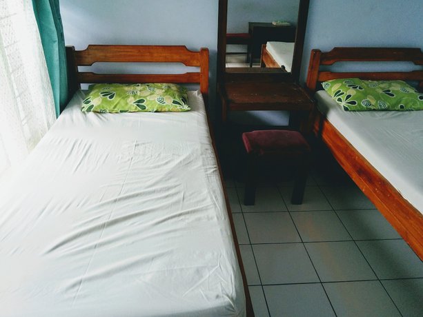 Imagen de la habitación del Hotel Gunung Slamet. Foto 2