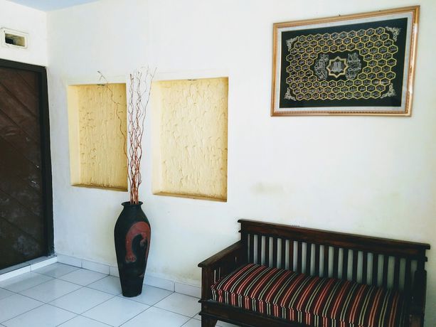 Imagen de los interiores del Hotel Gunung Slamet. Foto 17