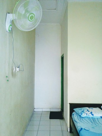 Imagen de la habitación del Hotel Gunung Slamet. Foto 13