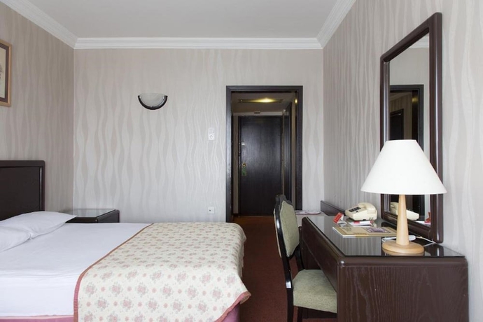 Imagen de la habitación del Hotel Gur Kent. Foto 13