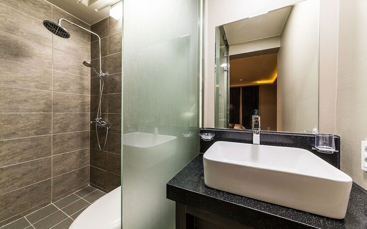 Imagen general del Hotel Guri Africa. Foto 6