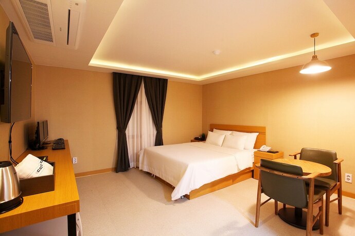 Imagen general del Hotel Guri Africa. Foto 9