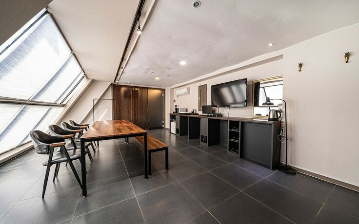 Imagen de la habitación del Hotel Guri Boutique Yeogi. Foto 30