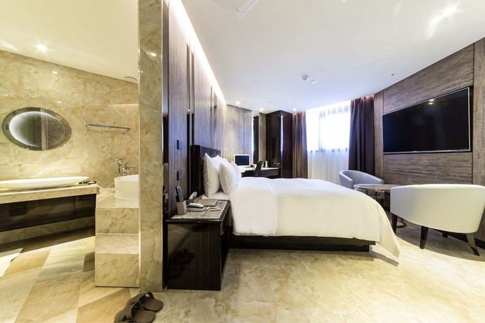 Imagen de la habitación del Hotel Guri Galmae Indi Present. Foto 13