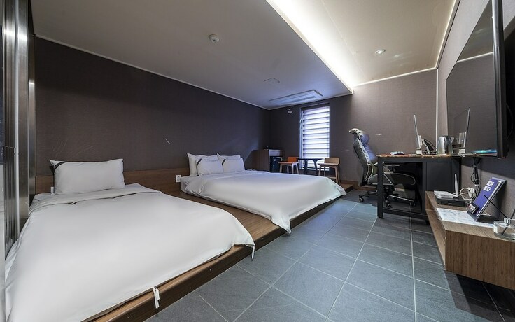 Imagen de la habitación del Hotel Guri Hong Kong. Foto 18