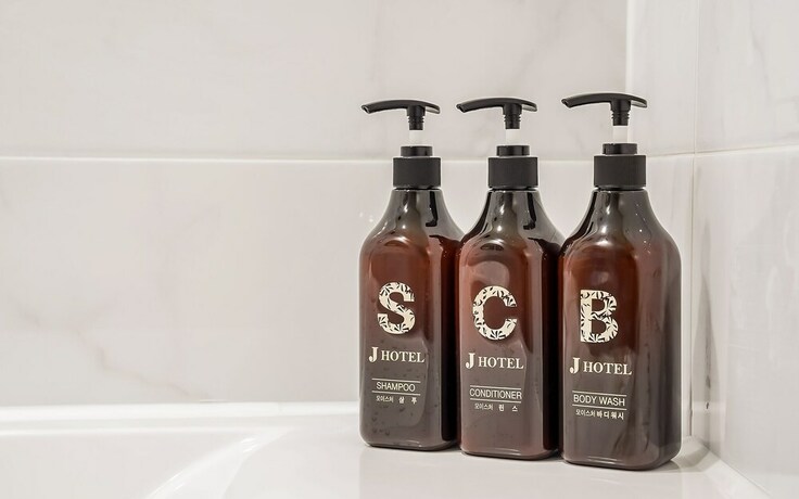 Imagen de los interiores del Hotel Guri J. Foto 24