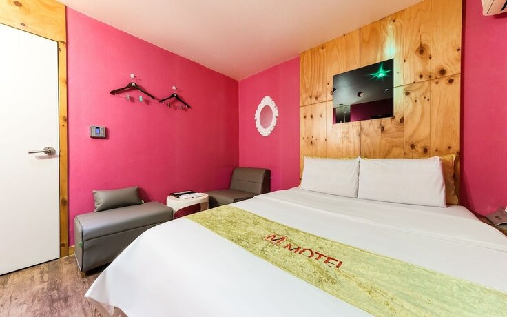 Imagen general del Hotel Guri M. Foto 6