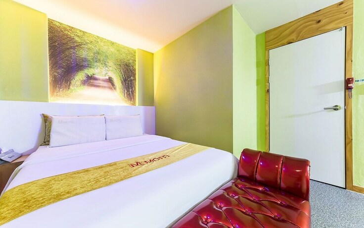 Imagen de la habitación del Hotel Guri M. Foto 32