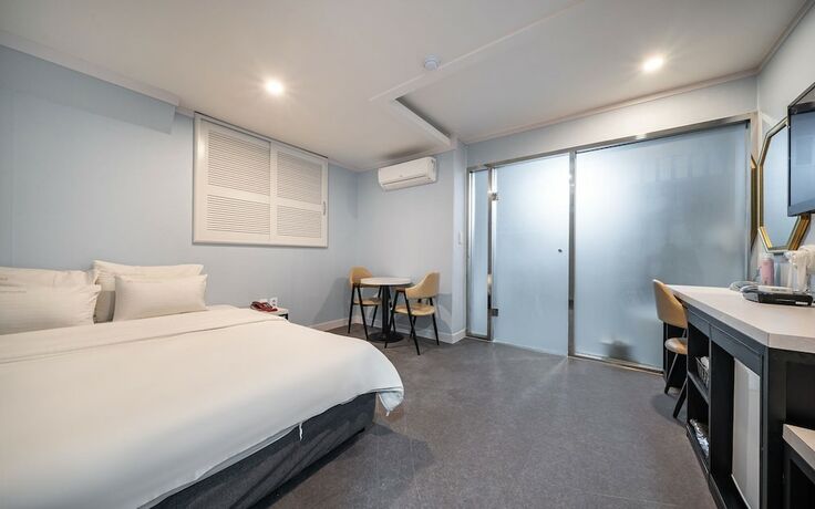 Imagen de la habitación del Hotel Guri Newcastle. Foto 16