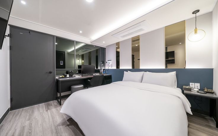 Imagen de la habitación del Hotel Guri Studio 9. Foto 16